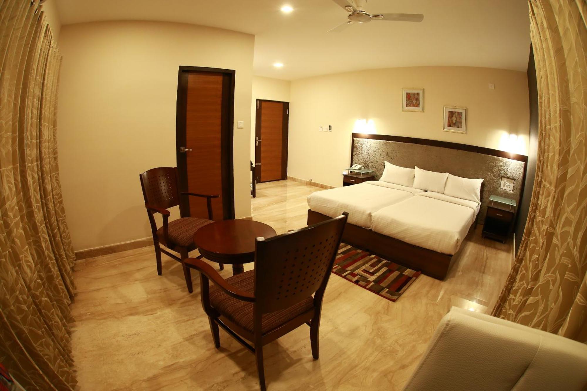 D Breeze Suites Devanahalli Εξωτερικό φωτογραφία