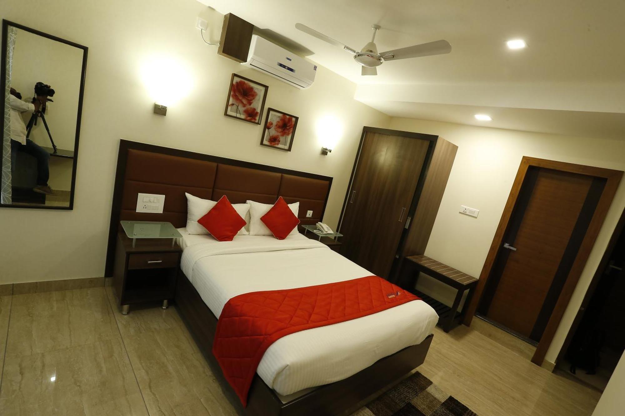 D Breeze Suites Devanahalli Εξωτερικό φωτογραφία