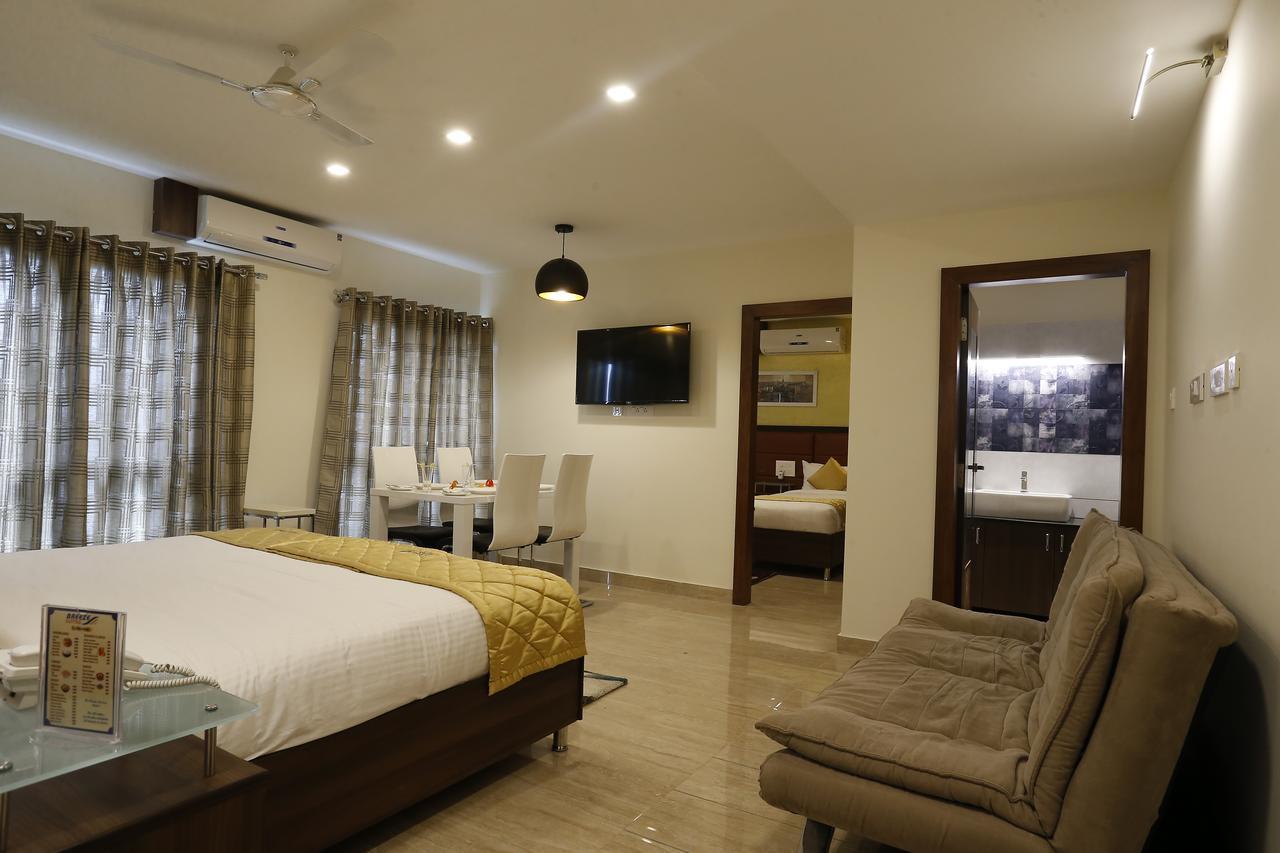 D Breeze Suites Devanahalli Εξωτερικό φωτογραφία