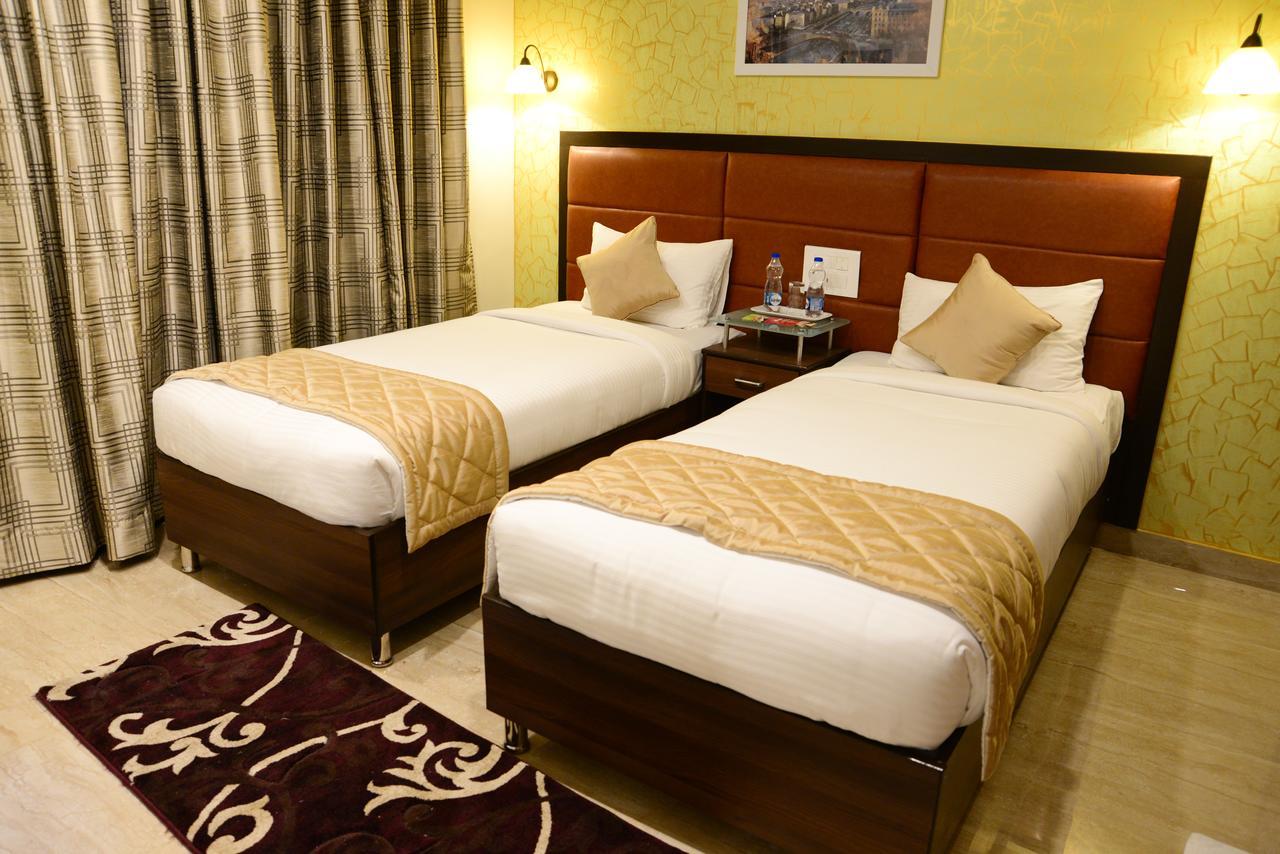 D Breeze Suites Devanahalli Εξωτερικό φωτογραφία