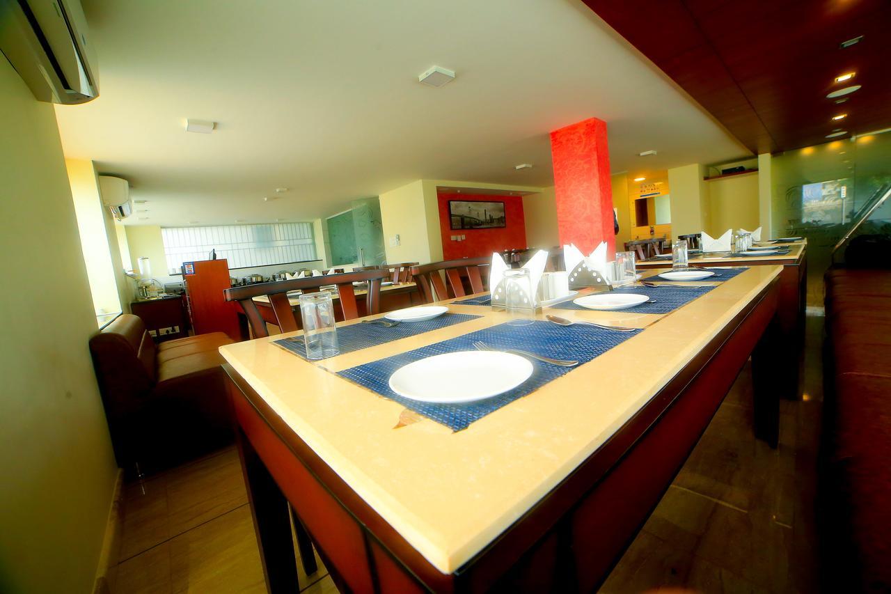 D Breeze Suites Devanahalli Δωμάτιο φωτογραφία